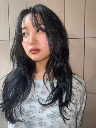 ロング 林 倖生(三軒茶屋)のヘアスタイル