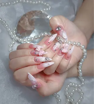ネイル Lyna 池袋 ロングネイルのネイルデザイン