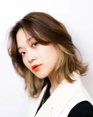 ミディアム カラー 松尾 泰伸のヘアスタイル