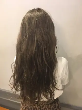 ロング カラー 🌿椿 夢来🌿のヘアスタイル