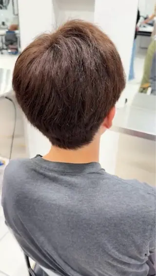 カラー メンズ 寺嶋 栞奈のヘアスタイル