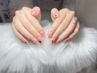 ネイル More Glam 高田馬場店のネイルデザイン