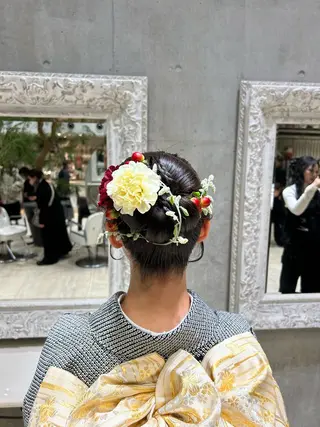 ロング 土佐 彩純のヘアスタイル