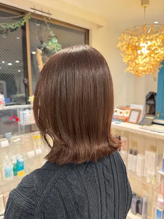 ミディアム カラー 赤間 飛鳥のヘアスタイル
