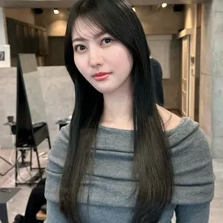 セミロング オシャレ髪✔️ 店長オオキアキヒロのヘアスタイル
