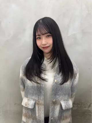 ロング ユ カのヘアスタイル