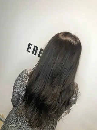 ロング カラー 宮下 愛璃紗のヘアスタイル