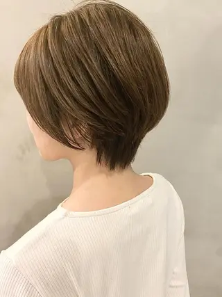 ショート カラー ヘアアレンジ ネイル マツエク・マツパ 夜23時まで予約🉑 reverieあきらのヘアスタイル