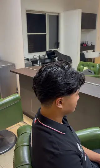 ミディアム tidehair 晃希　コウキのヘアスタイル