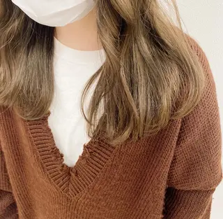 ミディアム カラー ヘアアレンジ 西山梨々【5/1〜 復帰致します🌼】のヘアスタイル