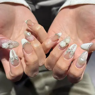 ネイル 🪐富島彩夏 /海外nail🪐のネイルデザイン