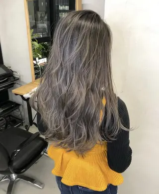 ロング カラー ANGELICA JR和歌山店のヘアスタイル