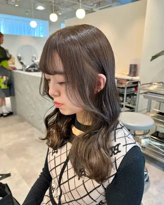 ロング カラー ayaka♡ 柔らかカラーのヘアスタイル