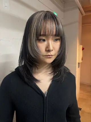 セミロング カラー 🩵似合わせカット SEIRA🩵のヘアスタイル