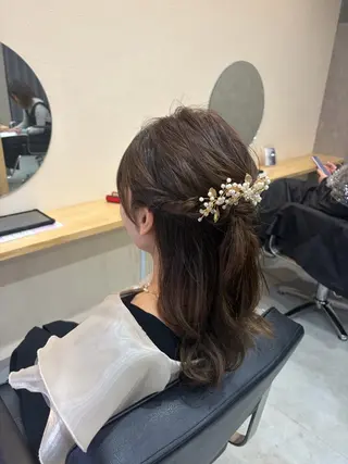 ロング カラー ヘアアレンジ 🎀透明感カラー /ケアブリーチ🎀のヘアスタイル