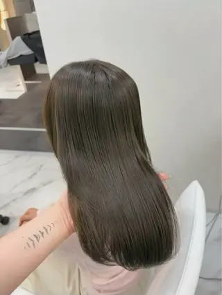 セミロング カラー パーマ TOMO/ブリーチ 無しオリーブのヘアスタイル