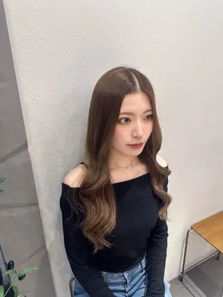 ロング 透明感カラー/レイ ヤーカット/KaHoのヘアスタイル