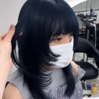 セミロング カラー Ren. 🦋デザインカラーのヘアスタイル