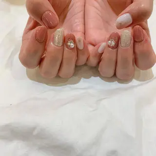 ネイル 藤原 胡桃のネイルデザイン