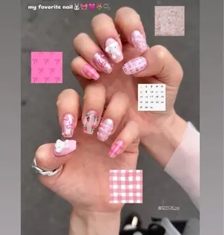 ミディアム yuka ⭐︎のネイルデザイン