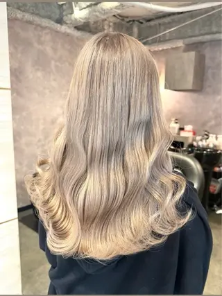 ロング カラー ヘアアレンジ 🫧みひろ🫧カット カラーモデル募集のヘアスタイル