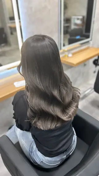 カラー ブリーチなしの達人 🌈KAITOのヘアスタイル
