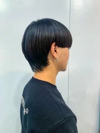 ショート 高橋 亜紀のヘアスタイル