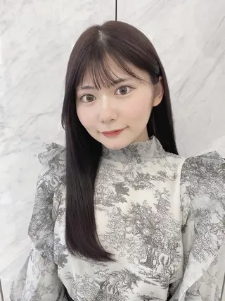セミロング カラー 《期間限定無料》 くびれショート✂️のヘアスタイル