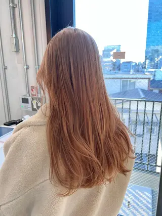 ロング カラー 松坂 真衣のヘアスタイル
