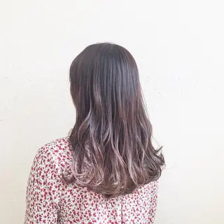 セミロング カラー 中司 莉菜のヘアスタイル