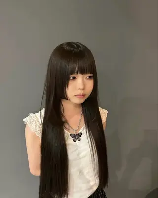 ロング 西岡 桂治のヘアスタイル