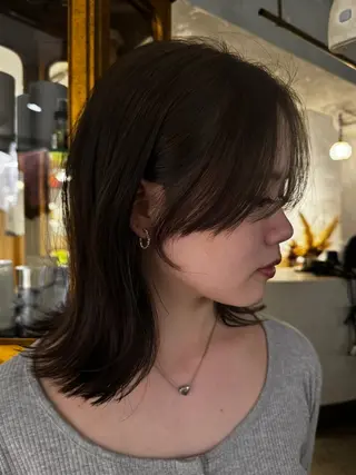 ミディアム 千田 珠子のヘアスタイル