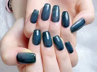 ネイル Elegant beautyトウのネイルデザイン