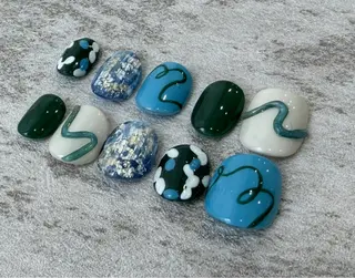 ネイル SHE adusaのネイルデザイン