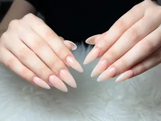 ネイル AURA NAIL 上前津のネイルデザイン