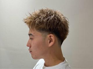 ショート カラー メンズ 小笠原 栞菜のヘアスタイル