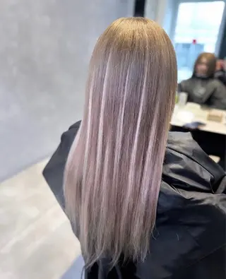 ロング カラー Fi-Ne原宿店店長 プルエクNANAMIのヘアスタイル