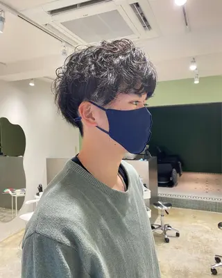 ショート Sabby氏川洸希 パーマのヘアスタイル