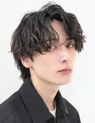 パーマ メンズ 中谷海里/フェザー パーマ/スパイキーのヘアスタイル