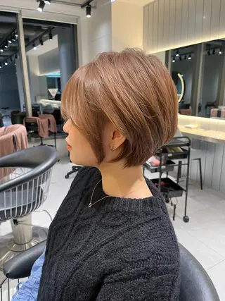 ショート カラー 美髪矯正 レイヤーカット/加納のヘアスタイル