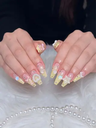 ネイル Julli NailStudioのネイルデザイン