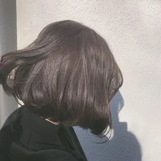 カラー 山本 舞のヘアスタイル