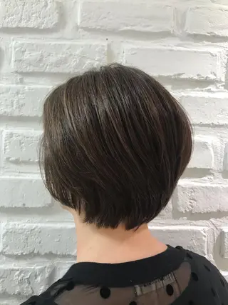 ショート 【暖色カラー特化】 中山由梨のヘアスタイル