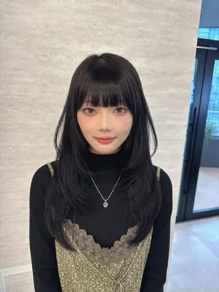ロング カラー ヘアアレンジ 韓国レイヤーカット/ 儚げカラーチナツのヘアスタイル