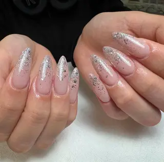 ネイル MEO NAIL 中野 研修ネイリストのネイルデザイン
