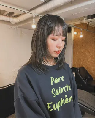 ミディアム カラー レイヤー べージュ 白石研太のヘアスタイル