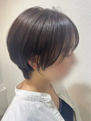 ショート カラー suzuka/透明感 /顔周り/美髪矯正のヘアスタイル