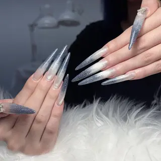 ネイル Genie Mika Nailsのネイルデザイン