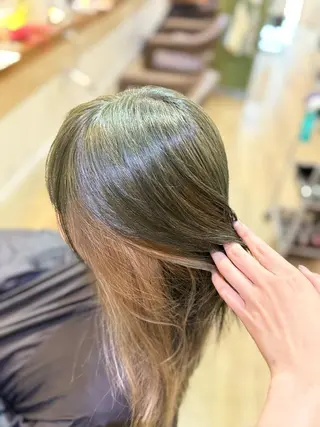 ミディアム 武原 虹音のヘアスタイル