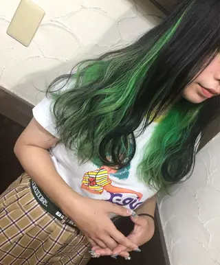 ロング Loob.TOKYO MIYA🌈のヘアスタイル